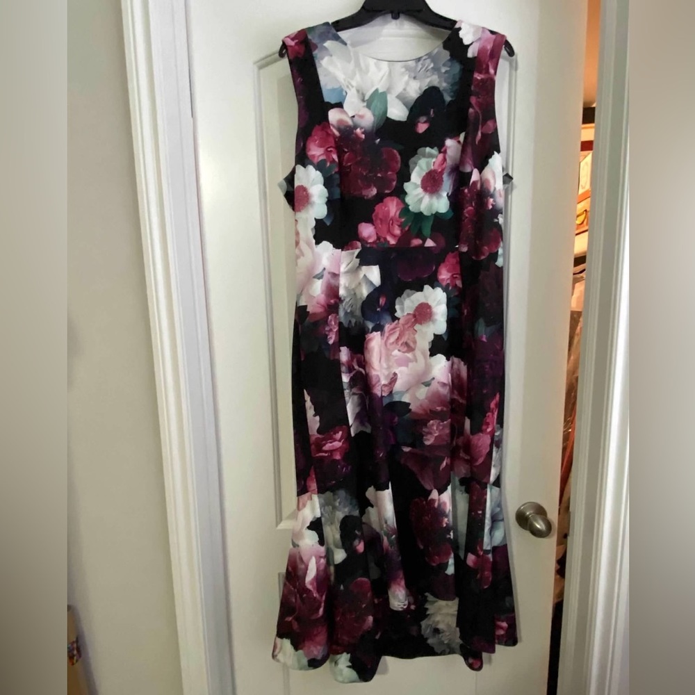 Calvin Klein cocktail floral dress